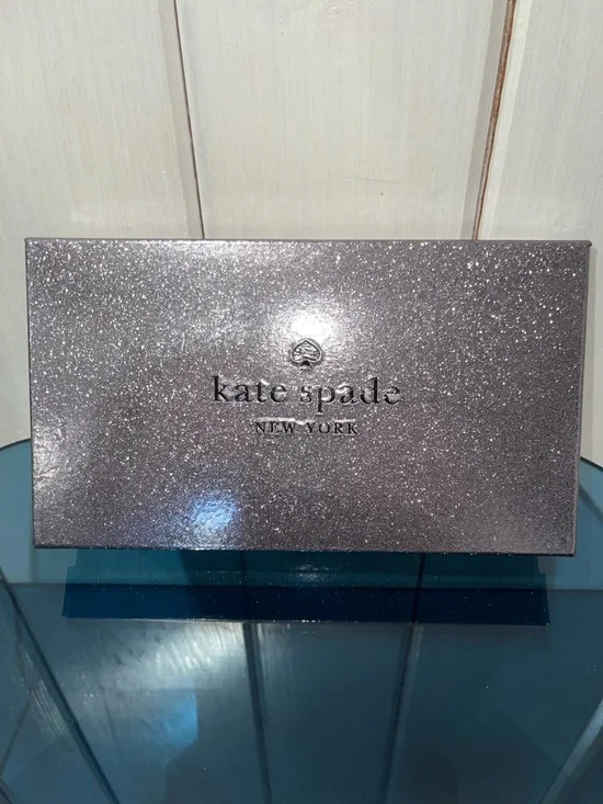 $199 Kate Spade ♠️ Kenzie Medium Wristlet Patent Wallet Quartz Pink NWT in a box - Picture 10 of 12